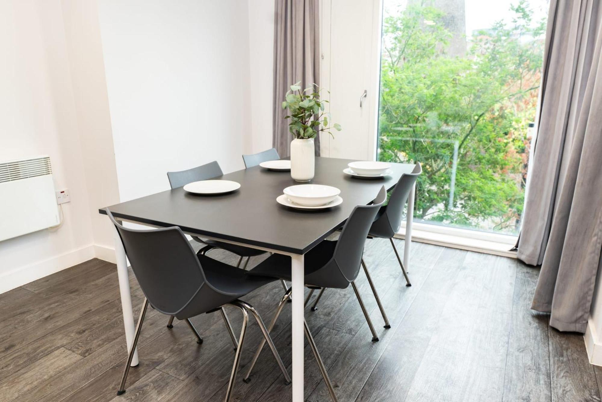 Apartment Modern In *